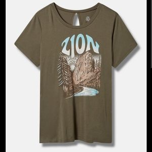 Torrid Happy Camper Zion Shirt Size 3 NWT
